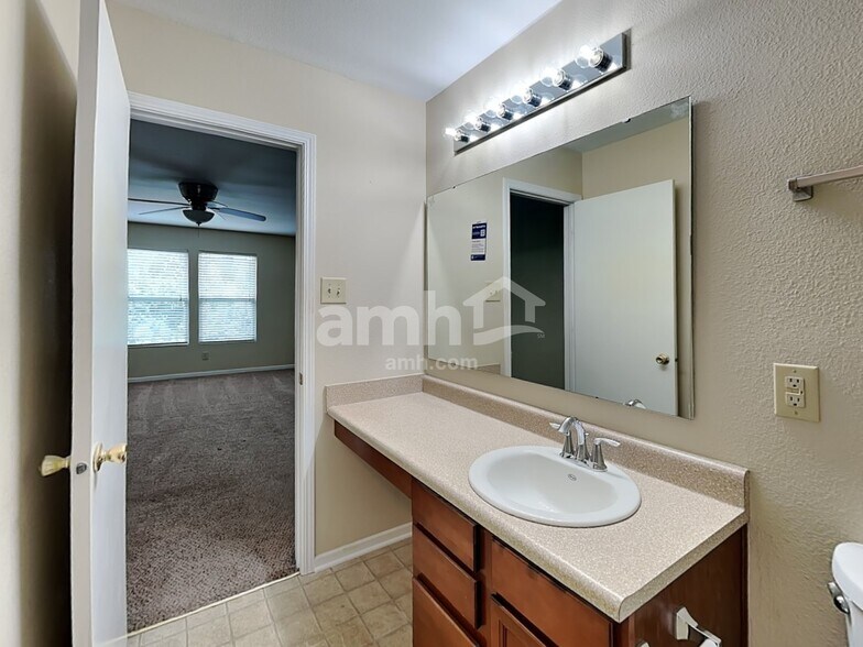 Building Photo - 8457 S Firefly Dr