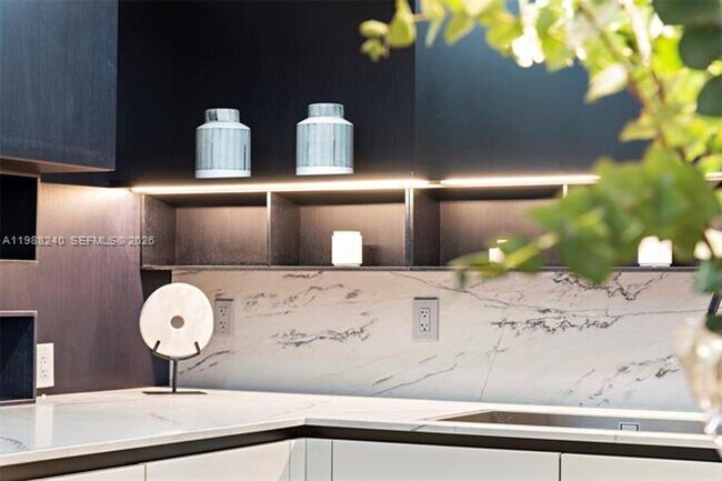 Building Photo - 2301 Collins Ave