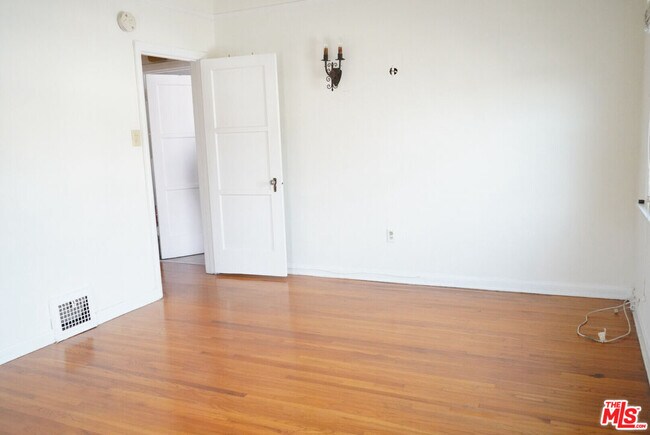 Building Photo - 8361 Blackburn Ave