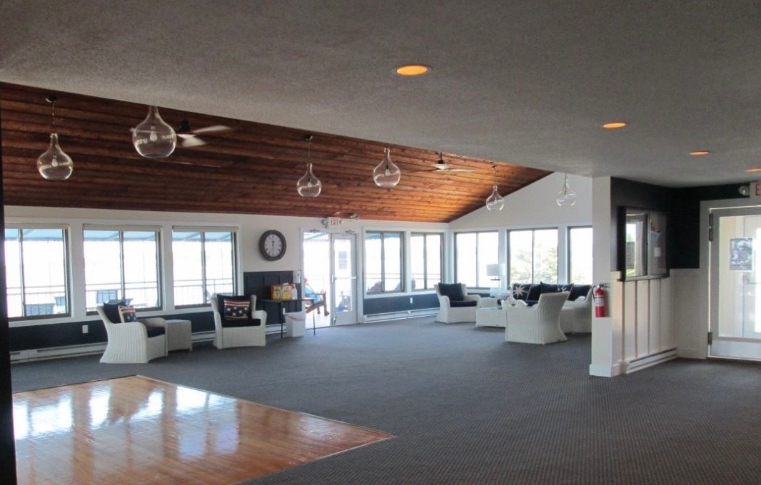 North Farm Community Center, ideal for pot lucks and gatherings - 77 Windward Ln
