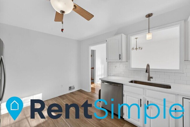 Building Photo - 13136 Ashnut Ln