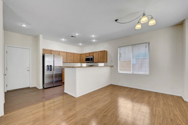 Building Photo - 8904 Nautilus Vista Ct