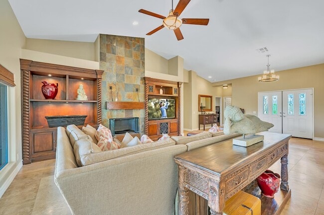 Building Photo - 45607 Pelican Hill Ct