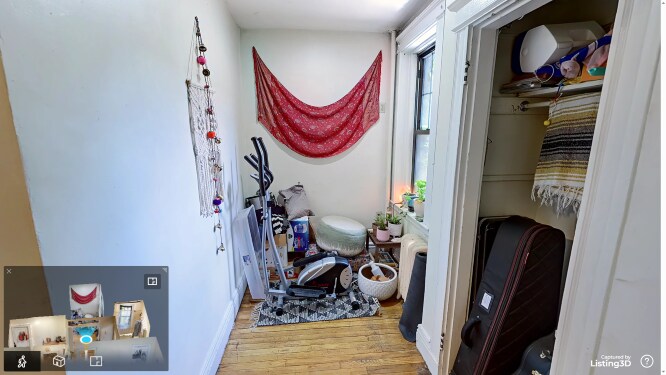 Building Photo - 70 Queensberry St