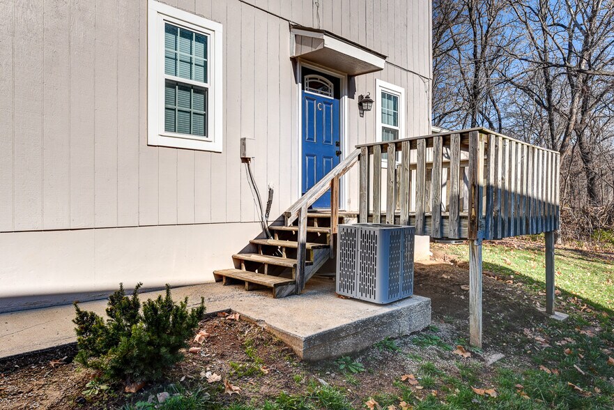 Building Photo - 8303 N Everton