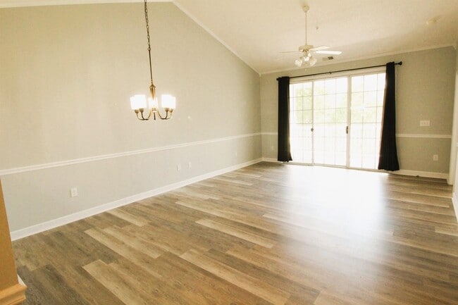 Building Photo - 5801 Oyster Catcher Dr