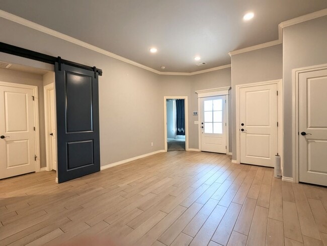 Building Photo - Beautiful Edmond Home | Gas Fireplace, Storm Shelter & Fenced Backyard!