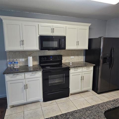 Building Photo - 12624 Ocean Spray Dr