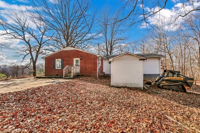 Building Photo - 2457 Antioch Church Rd