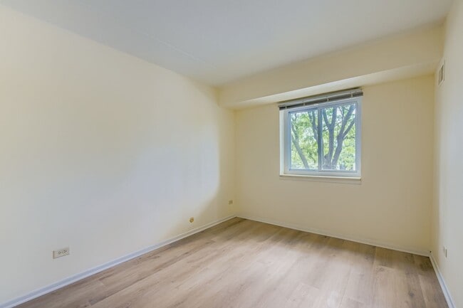 Building Photo - 1463 Mercury Dr
