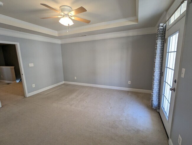 Building Photo - Ground level (two story) Condo in Westview South Community available early April!