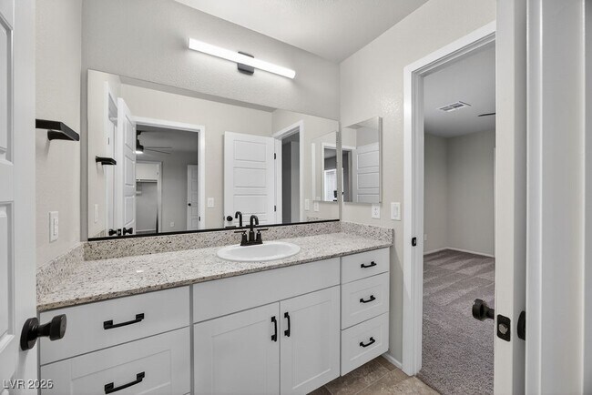 Building Photo - 4472 Sapphire Moon Ave