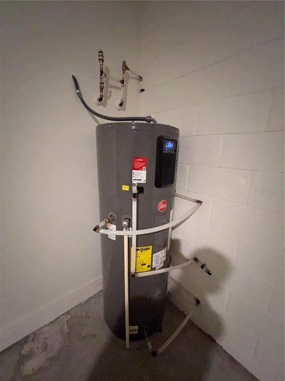 Building Photo - 2580 89th St Cir E