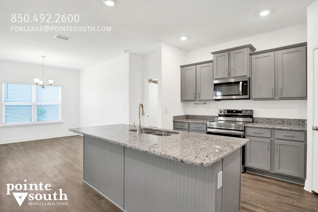 Building Photo - 4299 Montague Dr