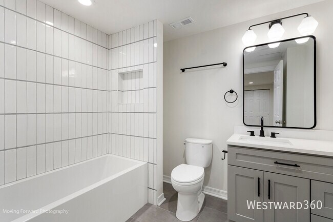 Building Photo - 1138 N Winchester-`1