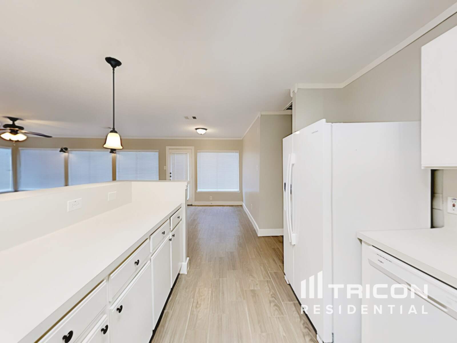 Building Photo - 21880 Silver Oak Ct