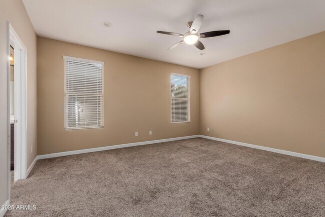 Building Photo - 10743 W Bronco Trail