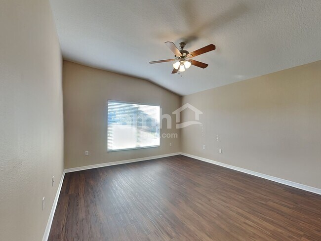 Building Photo - 34842 Marsh Glen Ct