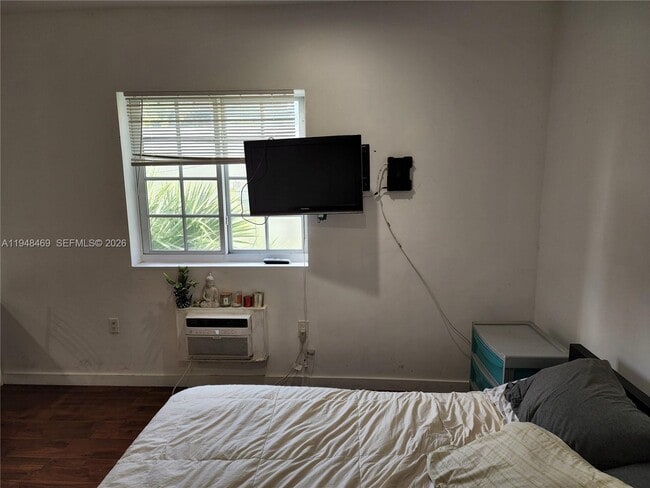 Building Photo - 1345 Pennsylvania Ave