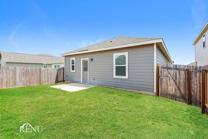 Building Photo - 5139 Firefly Hls