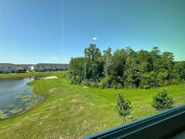 Building Photo - 3133 Skyline Lp