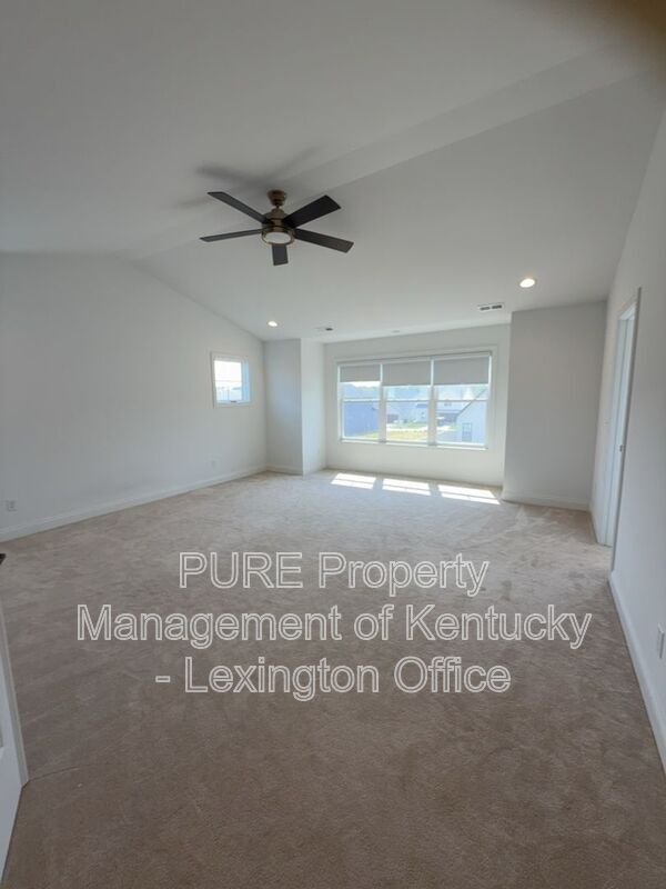 Building Photo - 1089 Squirrel Nest Ln