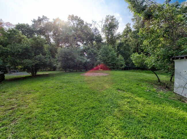 Building Photo - 17 Bauers Ln