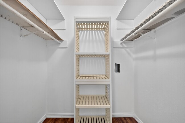 Building Photo - 1701 Upland Dr