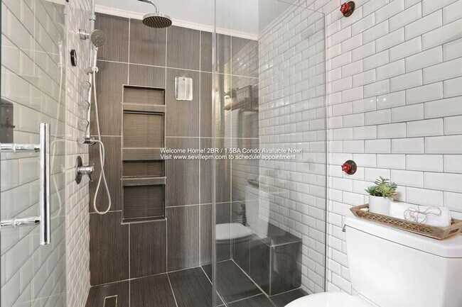 Building Photo - CHIC INDUSTRIAL 2BR/2BA CONDO Available Now!