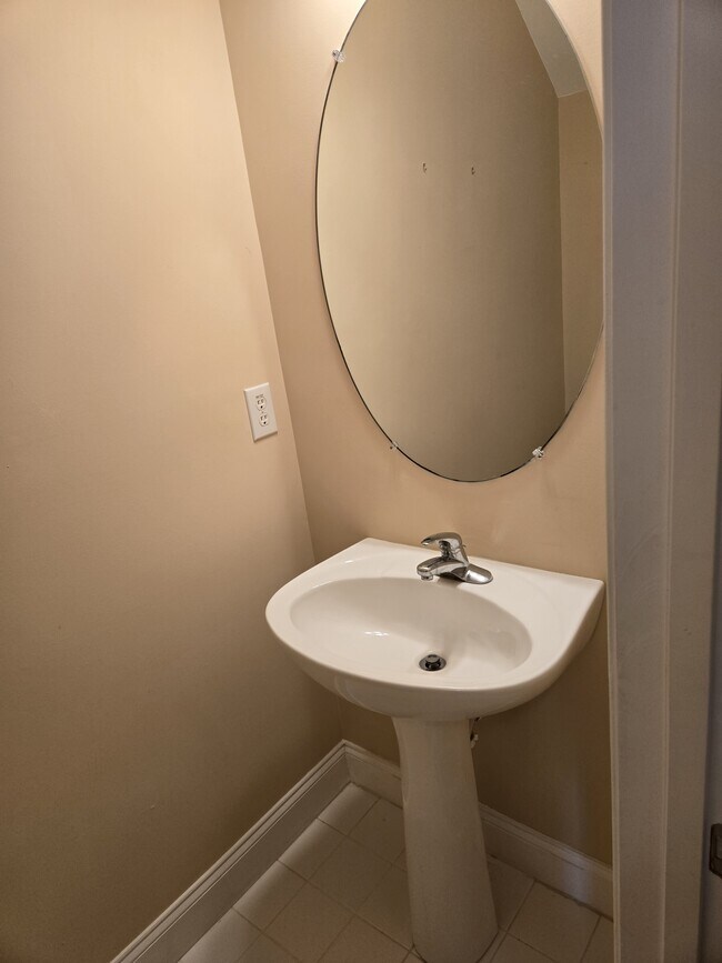 Building Photo - 5003 Double Fox Rd