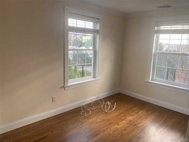 Building Photo - 28 Nautilus Pl