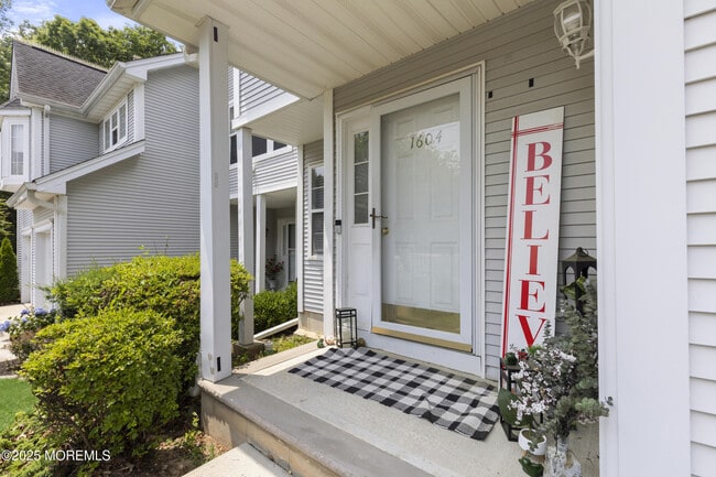 Building Photo - 1604 Aqueduct Ct