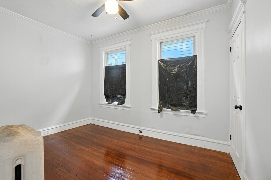 Building Photo - 97 Hopkins Pl