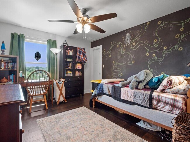 Building Photo - 10103 Twin Lake Loop