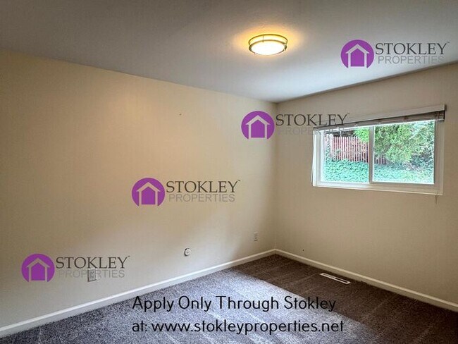 Building Photo - 1067 Ridge Park Dr