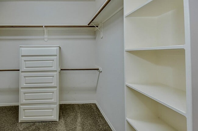 Building Photo - 1143 Sopris Dr