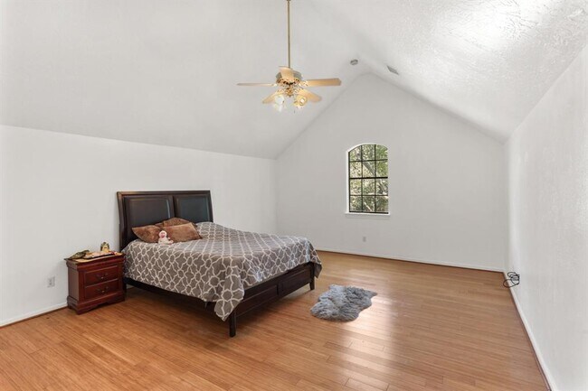 Building Photo - 1406 Kelliwood Oaks Dr