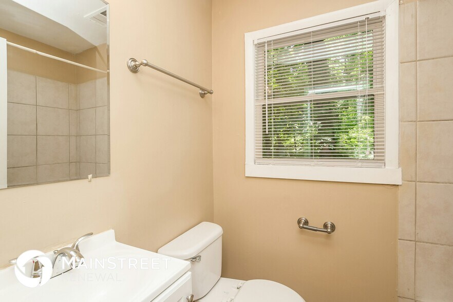 Building Photo - 3518 Bolfair Dr NW