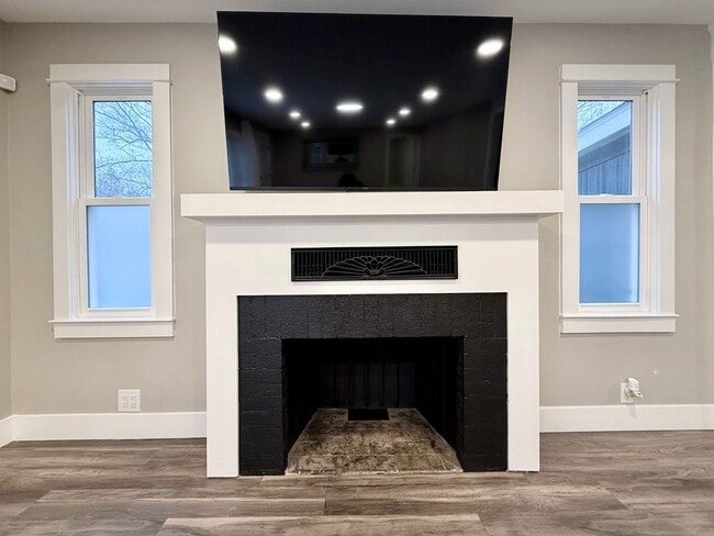 Building Photo - Two Bedroom Home in Muskegon