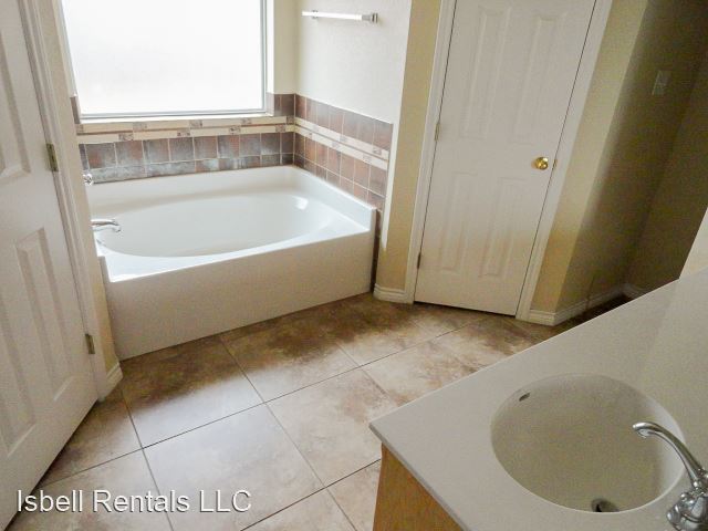 Building Photo - 4 br, 2 bath House - 604 Atlas Ave