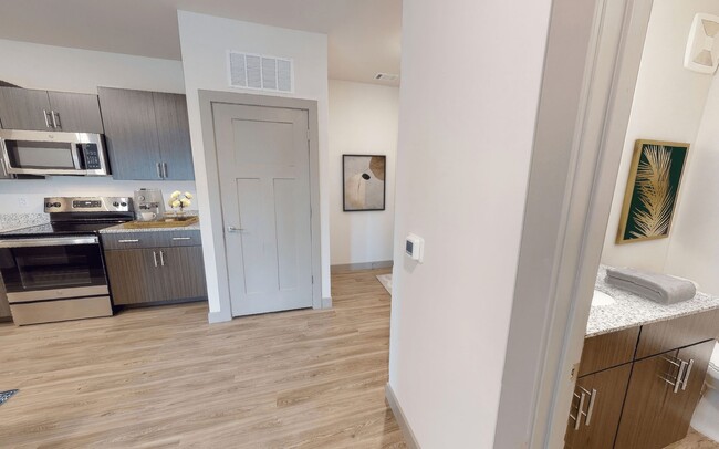 Building Photo - Veneto | 2 Bed 2 Bath | 1282 sf