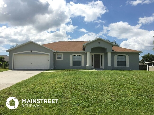 Building Photo - 622 SW 11th Ave