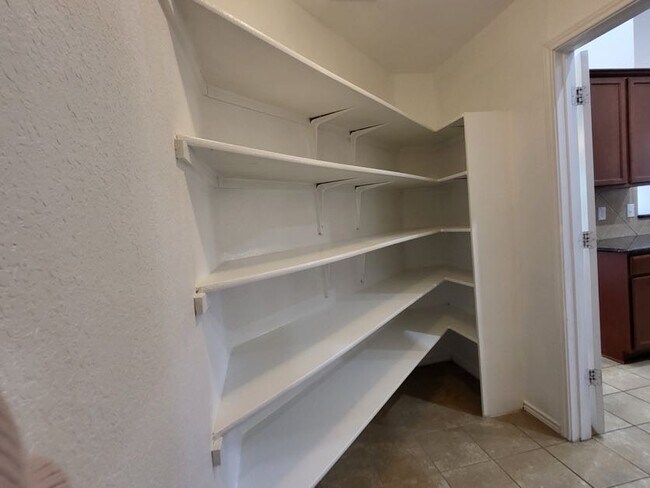 Building Photo - 6709 Mustang Creek Rd