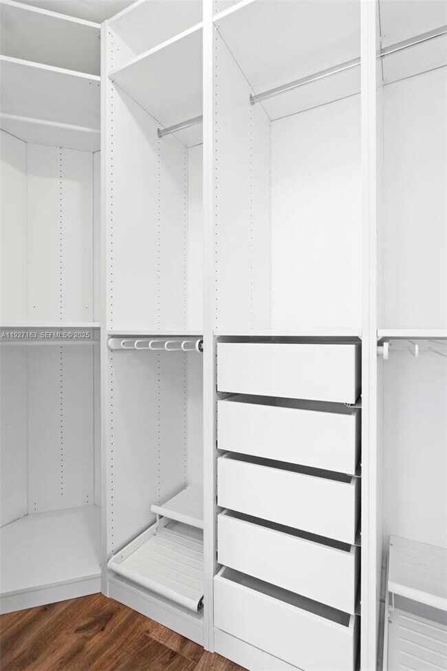 Building Photo - 300 S Biscayne Blvd