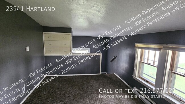 Building Photo - 23941 Hartland-