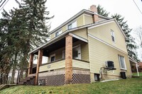 Building Photo - 2018 Kiralfy Ave