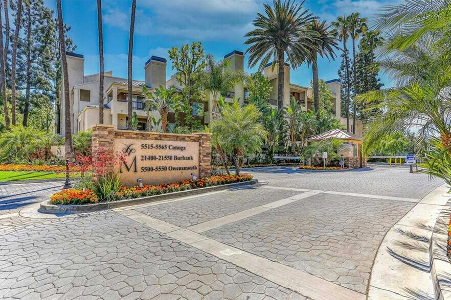 Building Photo - 5525 Canoga Ave