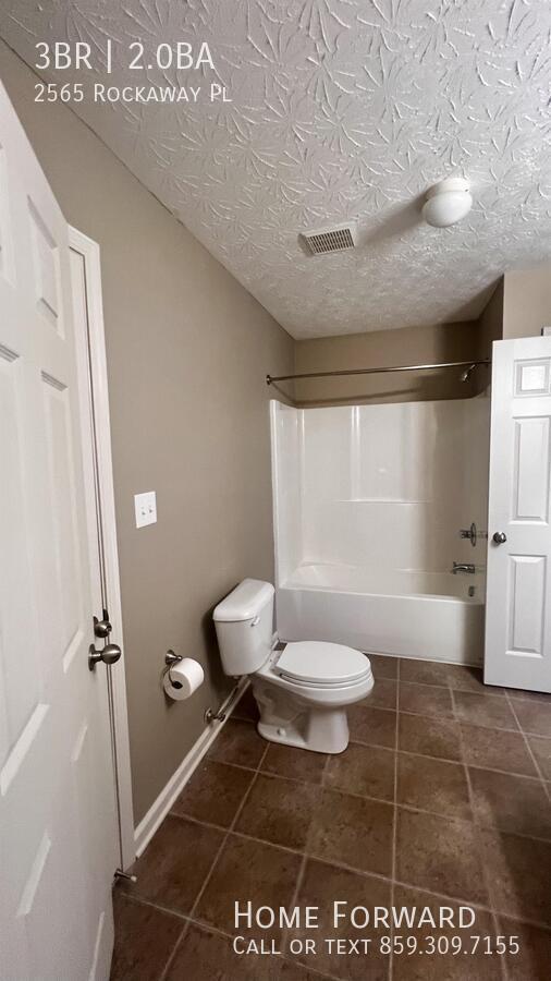 Building Photo - 2565 Rockaway Pl