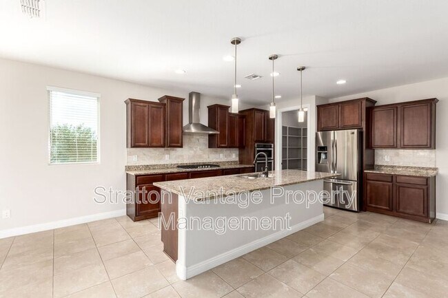 Building Photo - 5575 Cinder Brk Wy