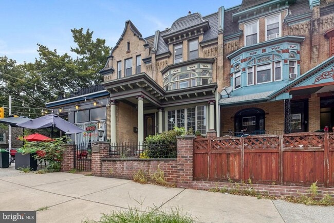 Building Photo - 4441 Spruce St